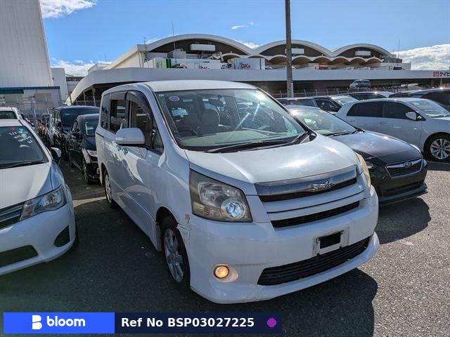 2009 Toyota Noah