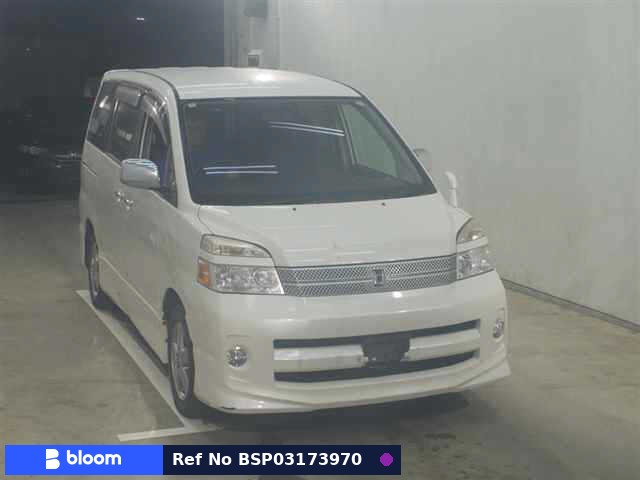 2006 Toyota Voxy