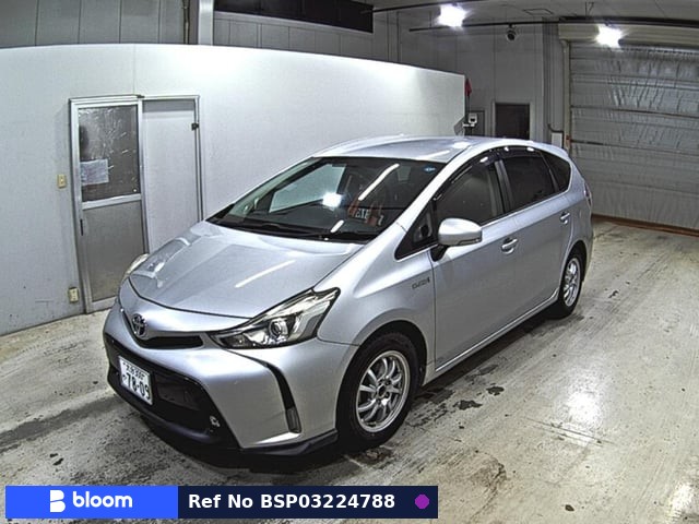 2016 Toyota Prius Alpha