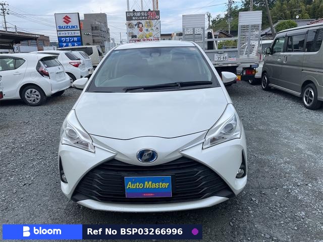 2017 Toyota Vitz