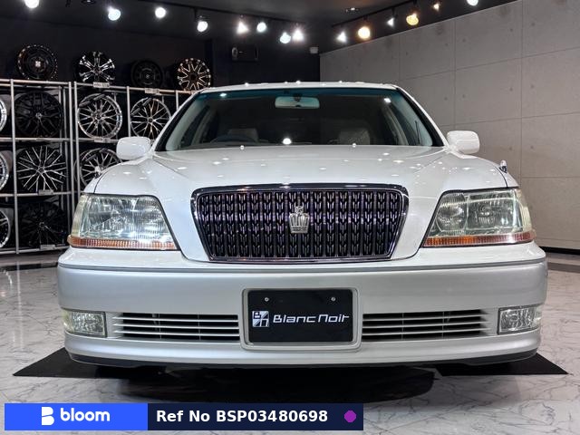 2004 Toyota Crown Majesta