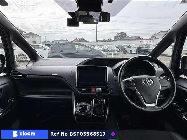 2021 Toyota Voxy