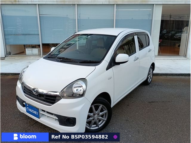 2015 Daihatsu Mira ES