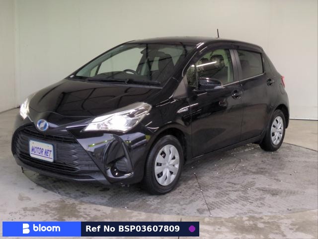 2017 Toyota Vitz