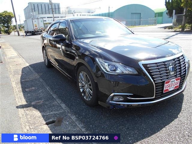 2015 Toyota Crown Hybrid