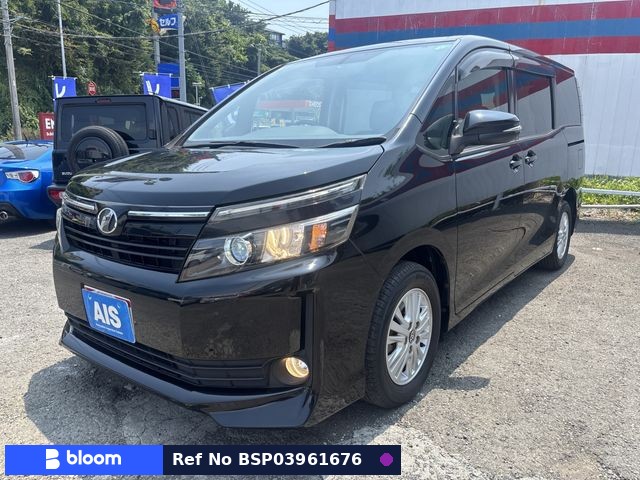 2015 Toyota Voxy