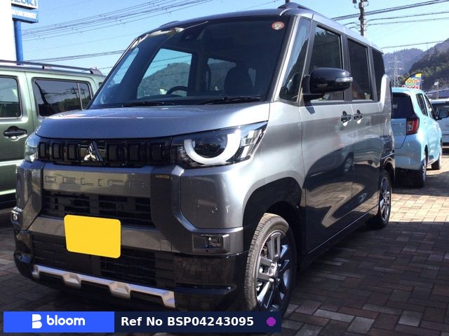 2025 Mitsubishi Delica Mini