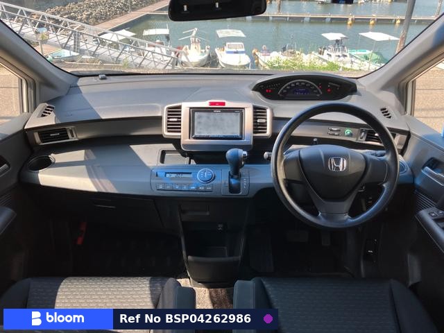 2012 Honda Freed Spike