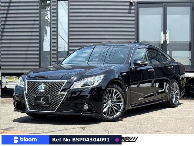 2014 Toyota Crown Hybrid
