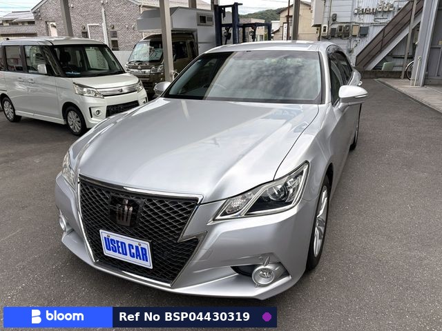 2013 Toyota Crown