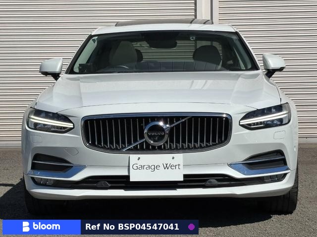 2017 Volvo S90