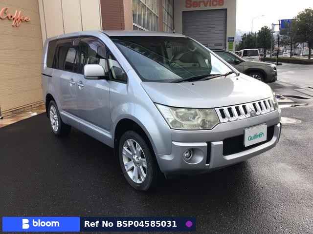 2018 Mitsubishi Delica D5