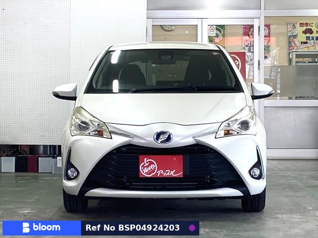 2017 Toyota Vitz