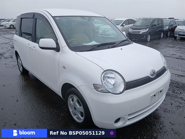 2003 Toyota Sienta