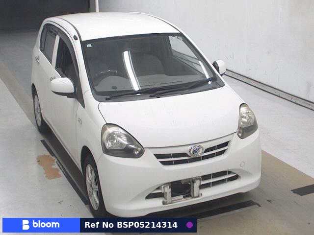 2013 Daihatsu Mira ES
