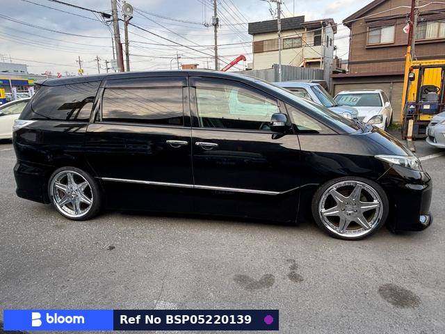 2015 Toyota Estima