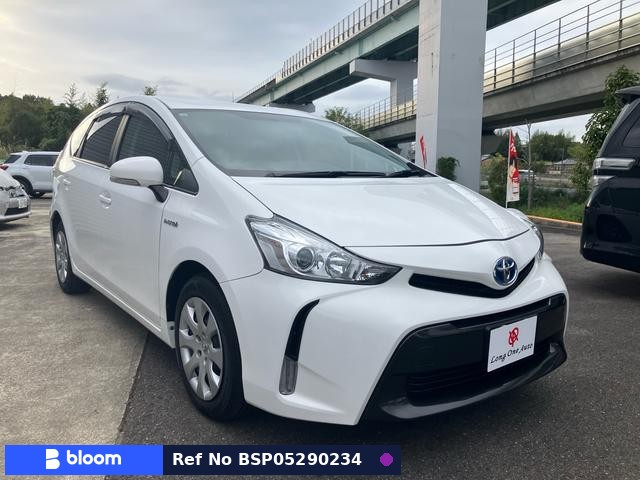 2015 Toyota Prius Alpha