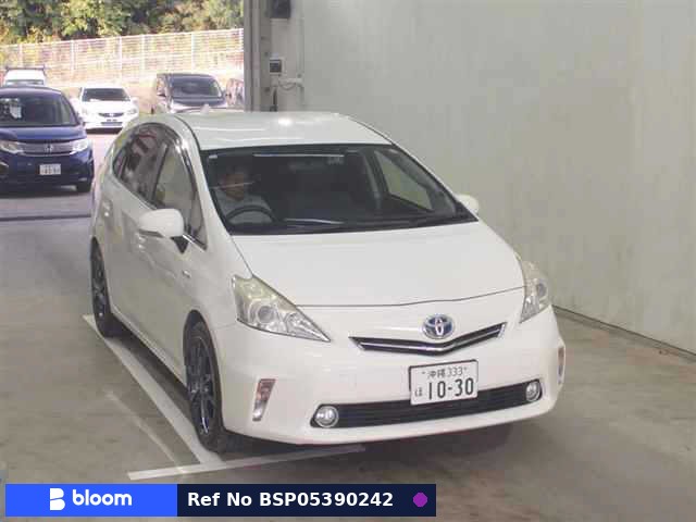 2014 Toyota Prius Alpha