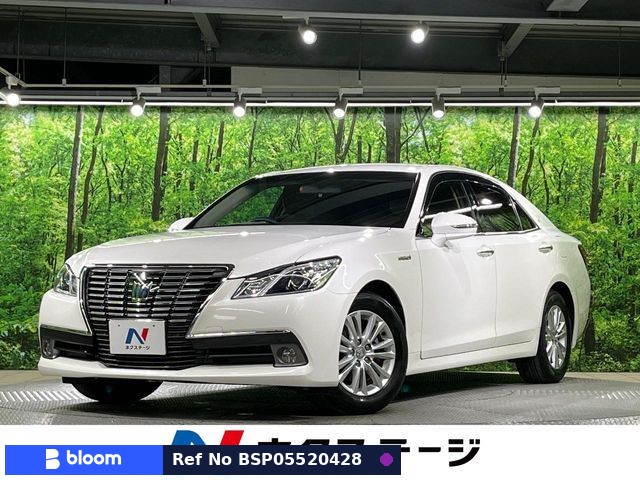 2015 Toyota Crown Hybrid