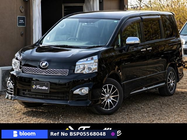 2013 Toyota Voxy
