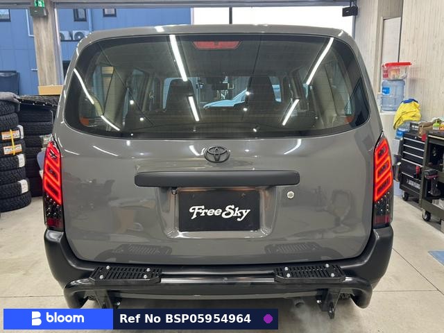 2018 Toyota Probox VAN