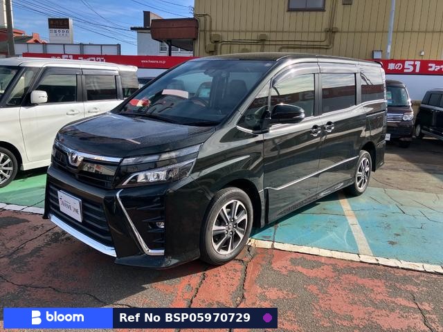 2017 Toyota Voxy