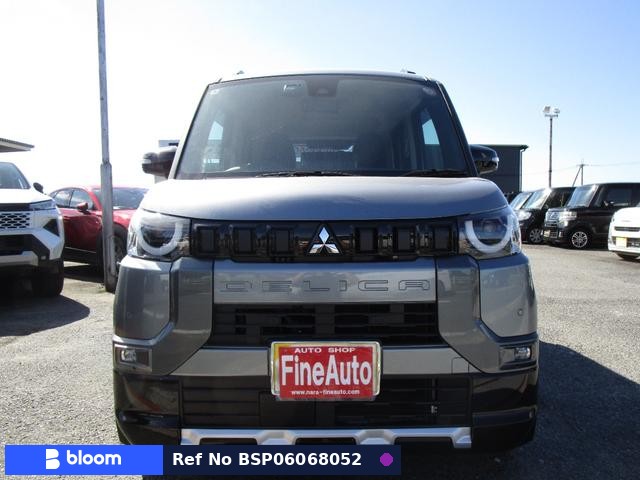 2024 Mitsubishi Delica Mini