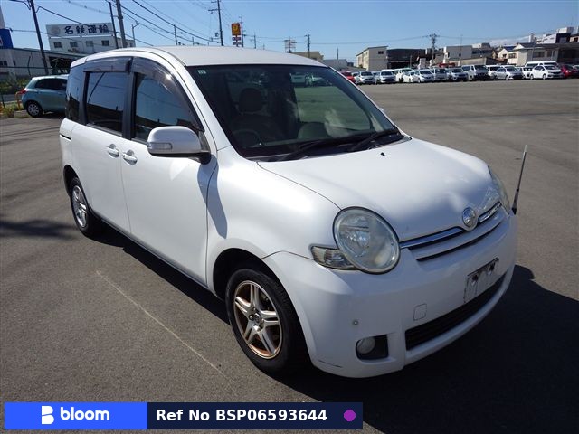 2011 Toyota Sienta