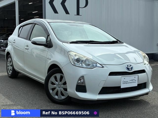 2013 Toyota Aqua