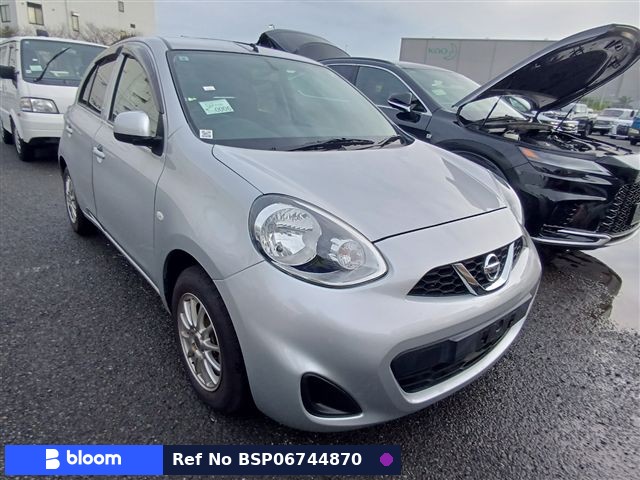 2017 Nissan March