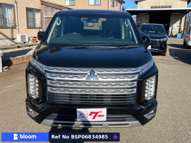 2021 Mitsubishi Delica D5