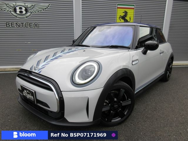 2022 BMW MINI