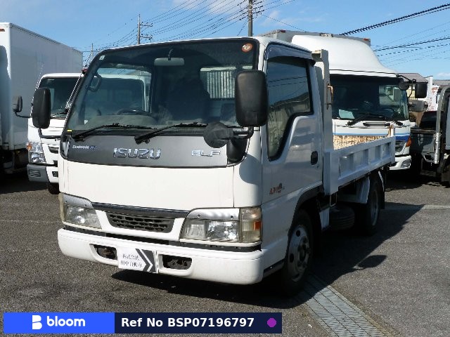 2004 Isuzu ELF Truck