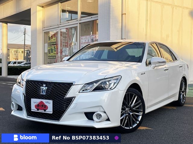 2013 Toyota Crown Hybrid