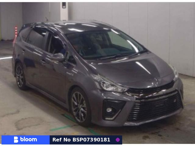 2019 Toyota Prius Alpha