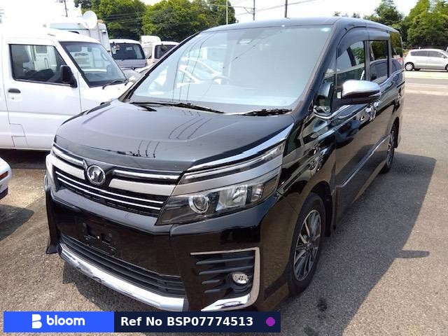 2017 Toyota Voxy
