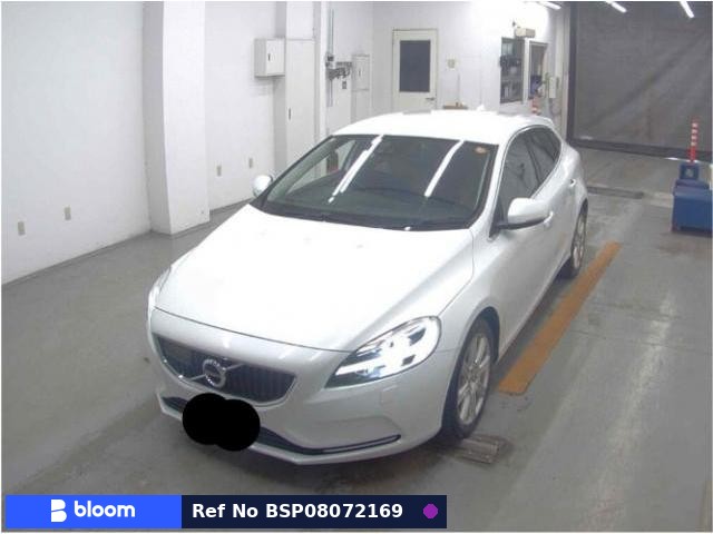 2018 Volvo V40