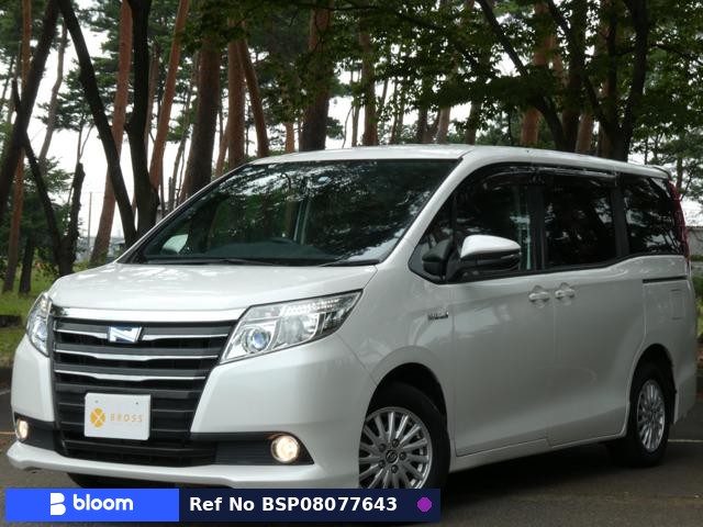2015 Toyota Noah