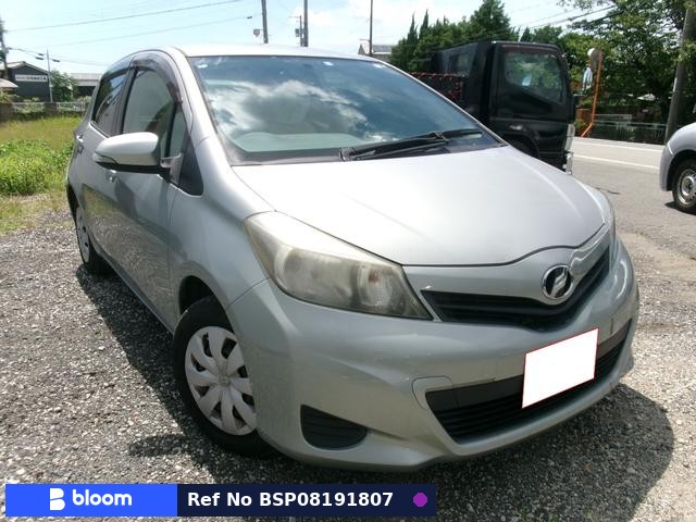 2011 Toyota Vitz