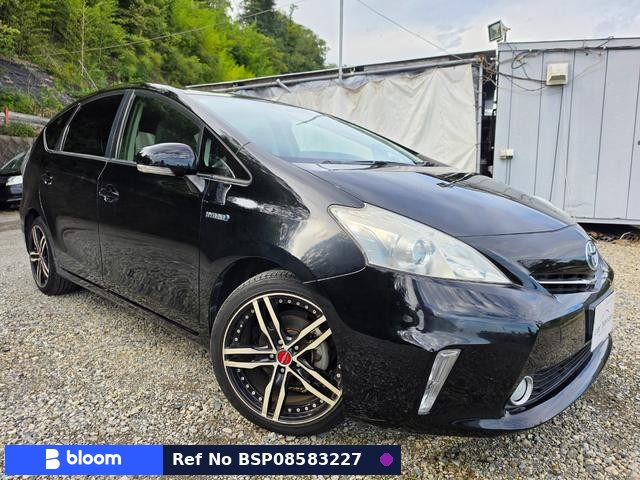 2013 Toyota Prius Alpha