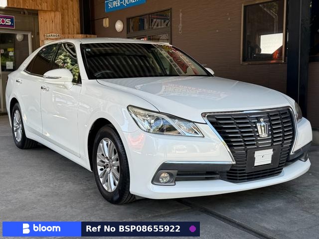 2014 Toyota Crown
