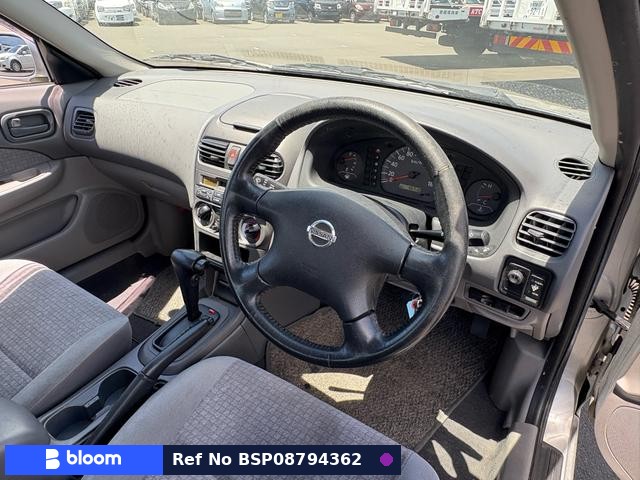 2004 Nissan Sunny