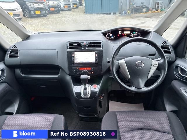 2011 Nissan Serena