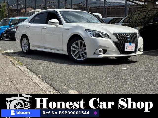 2014 Toyota Crown Hybrid