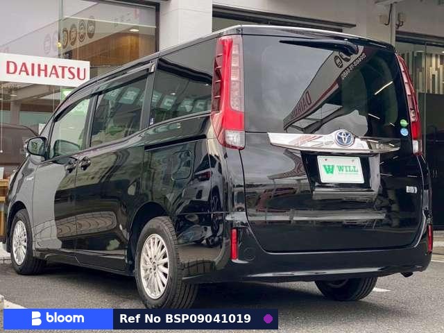 2016 Toyota Noah