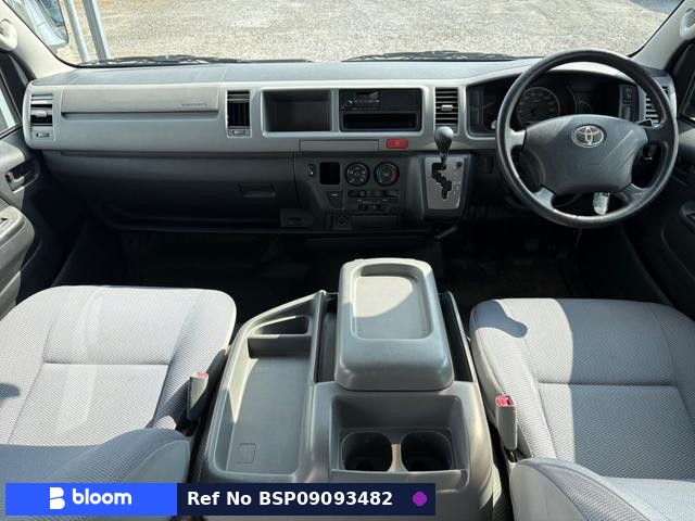 2010 Toyota Hiace Wagon