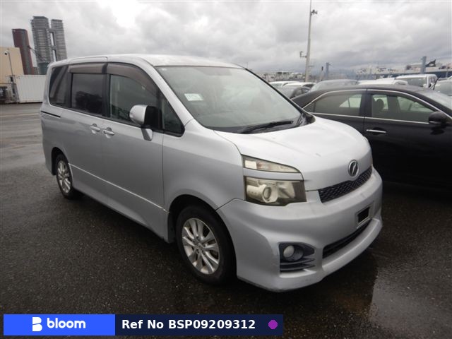 2010 Toyota Voxy