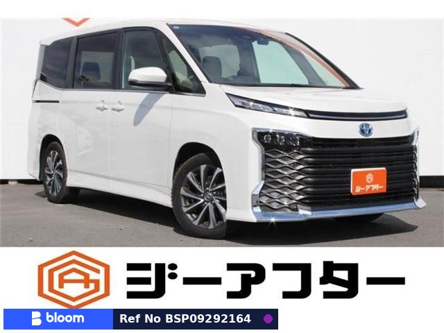 2025 Toyota Voxy