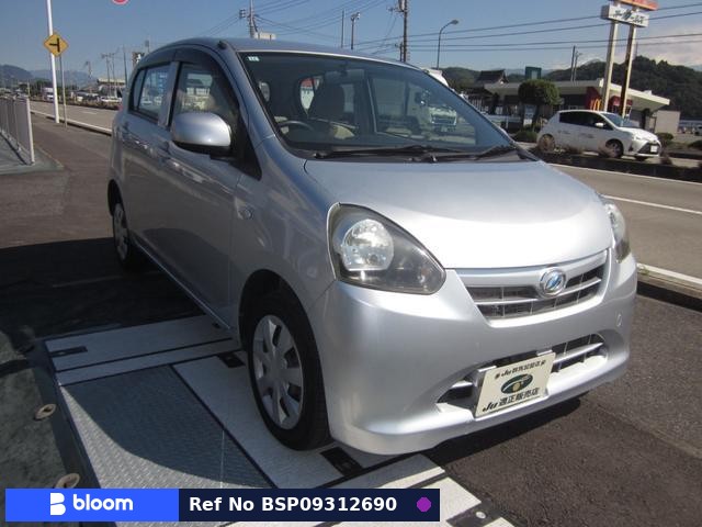 2012 Daihatsu Mira ES