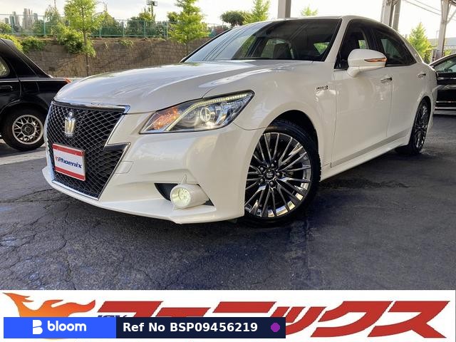 2013 Toyota Crown Hybrid